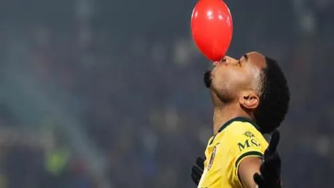 越南亚足联锦标赛首回合击败泰国